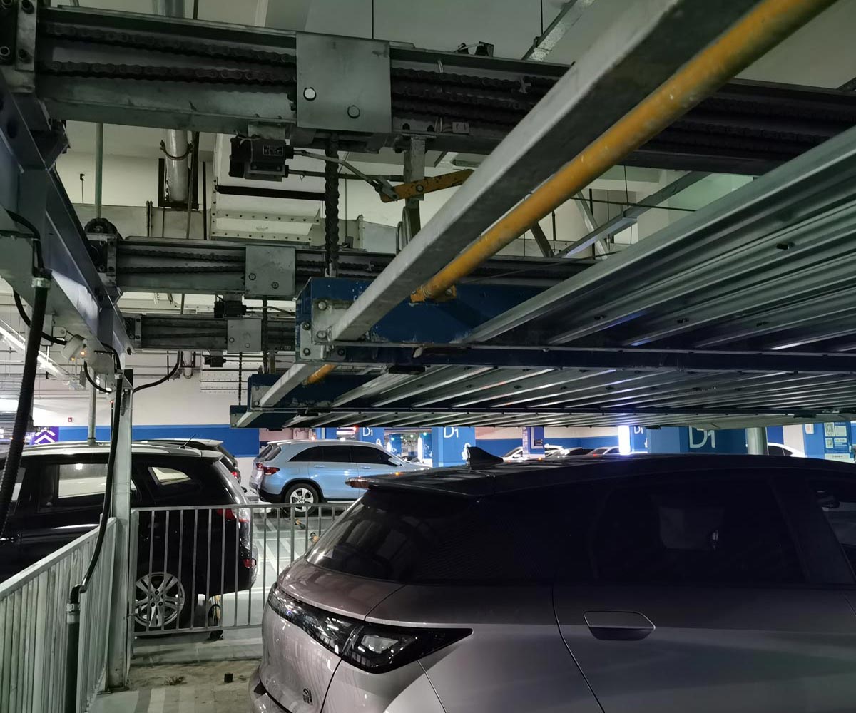 晴隆四柱升降式機械停車(chē)庫維保